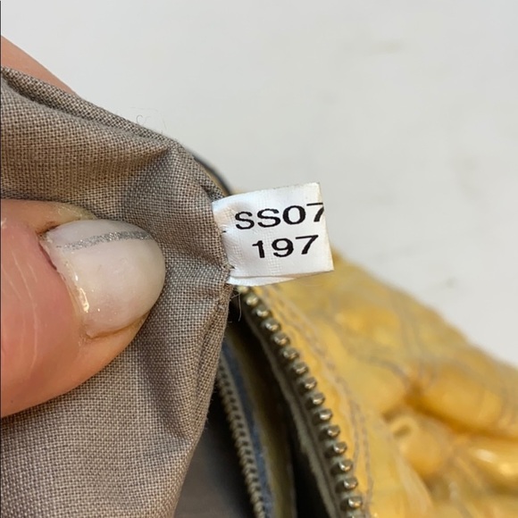 Marc Jacobs Julianne Yellow Patent Leather Bag - Picture 14 of 16